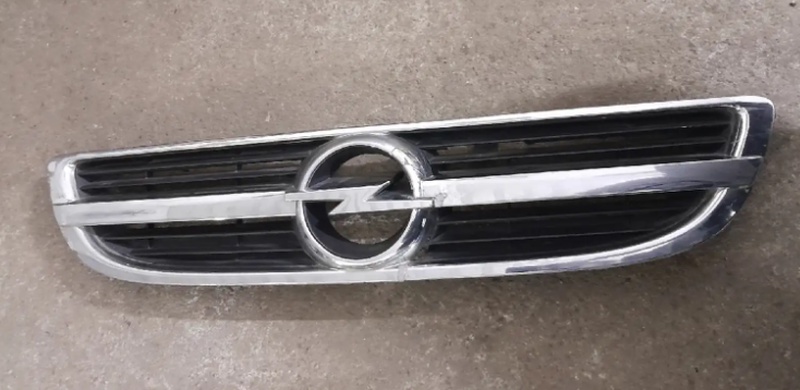 Облицовка на капот Opel Zafira A